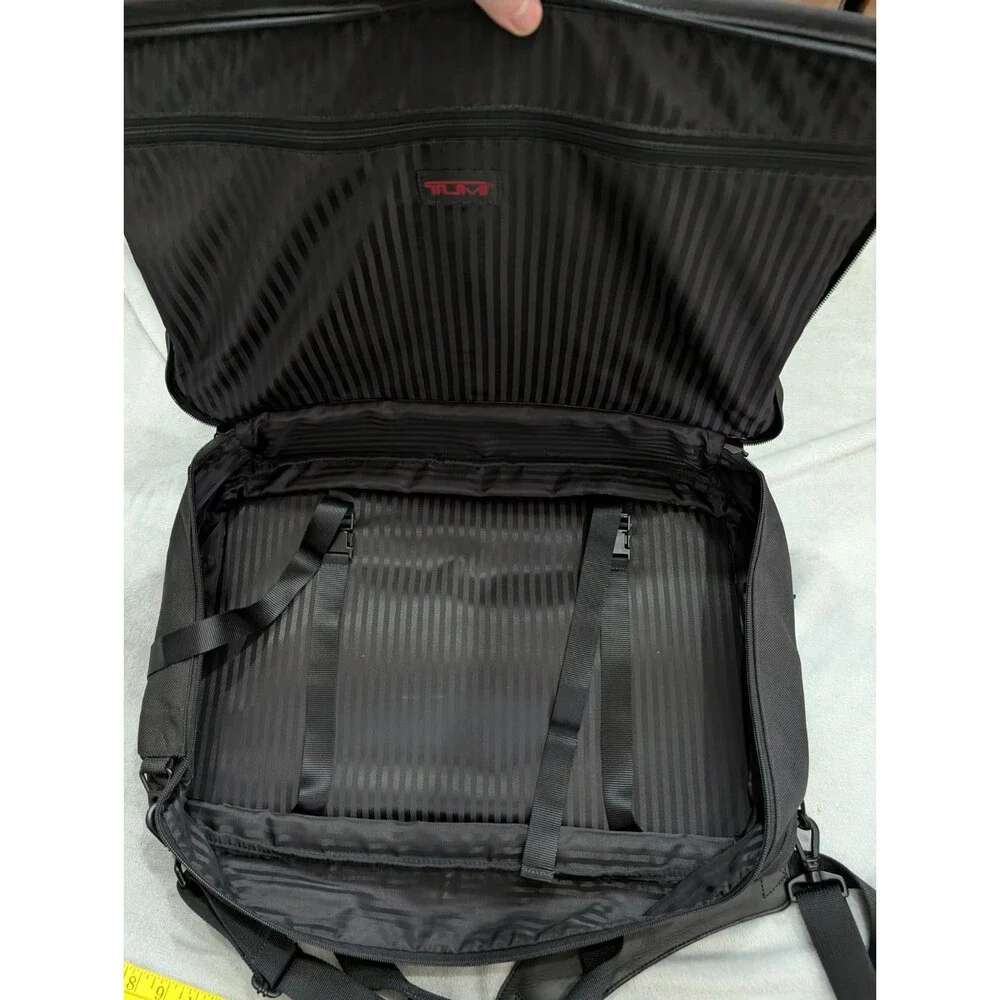 Tumi Dakota 22” Expandable Ballistic Over Night Carry On Great Travel Bag 2677D3